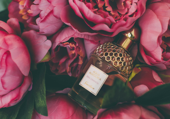 Dámske parfumy pre rôzne príležitosti: Svadba, párty, pohovor