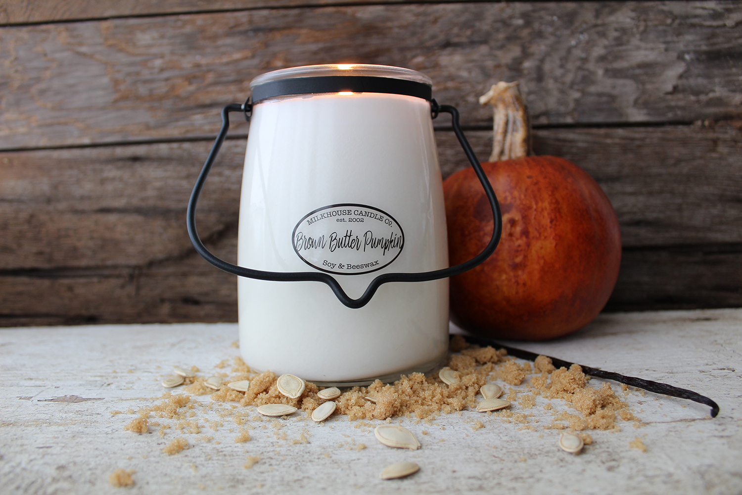 MILKHOUSE CANDLE Brown Butter Pumpkin vonná sviečka BUTTER JAR (624 g)