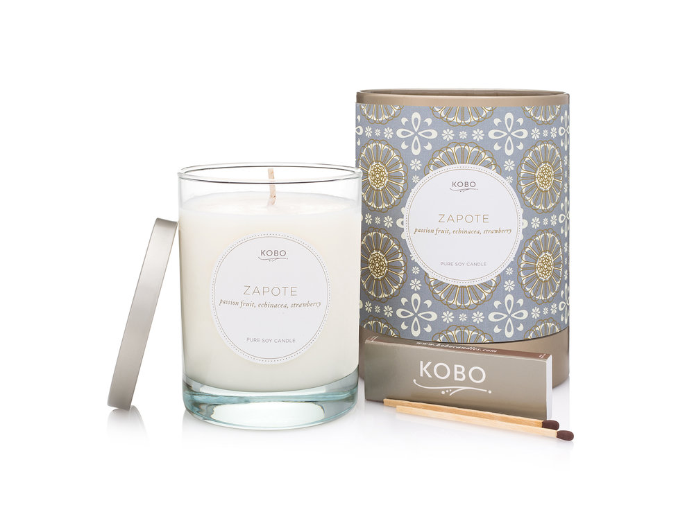 KOBO Motif Zapote Candle vonná sviečka (11oz / 312g)