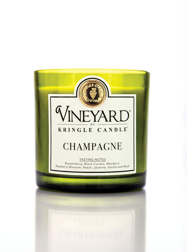 Kringle Candle VINEYARD  Champagne vonná sviečka 4-knôtová (737 g)